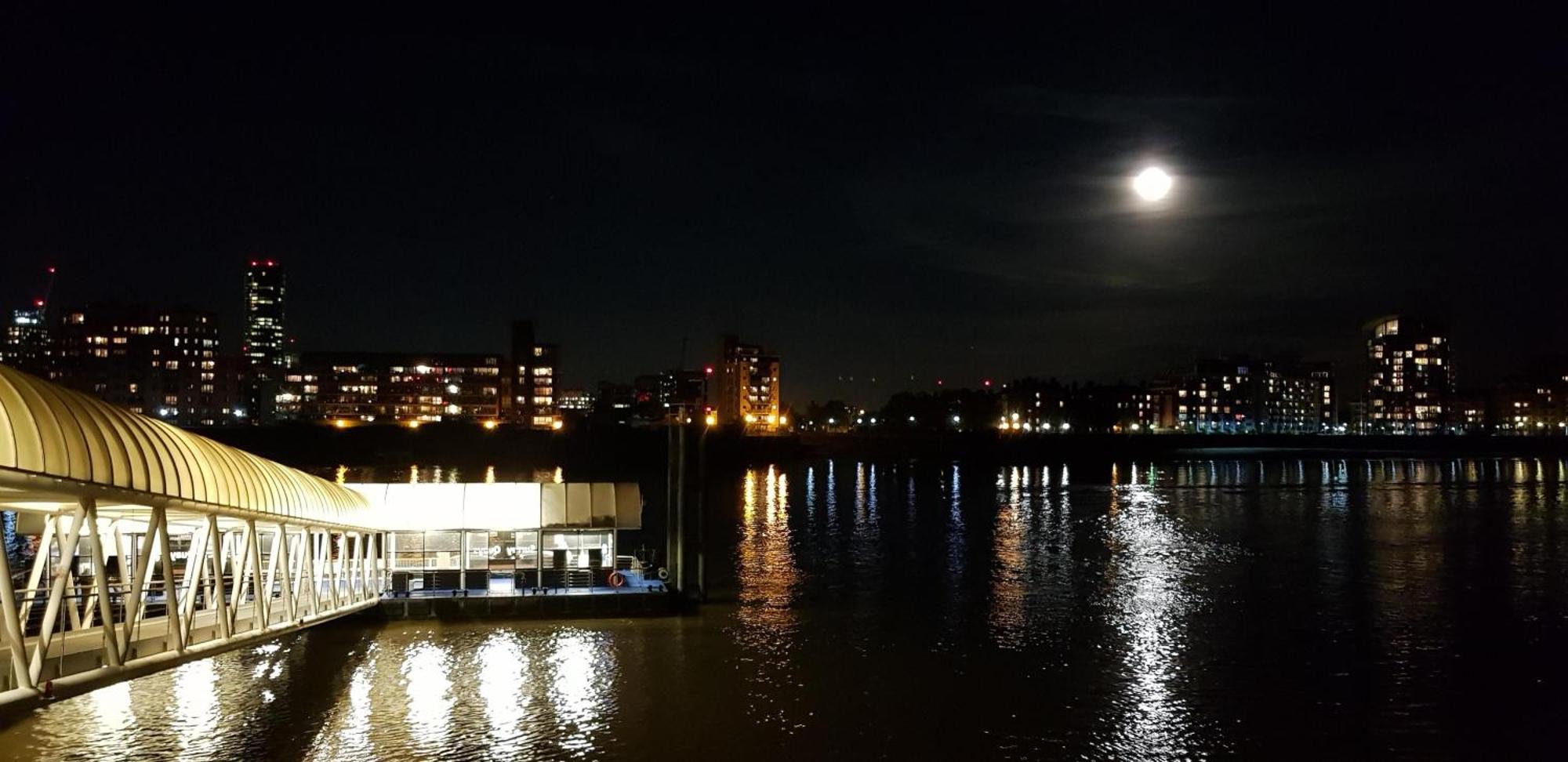Riverside 1Br With Easy Transport 20Min To City Centre London Exteriör bild