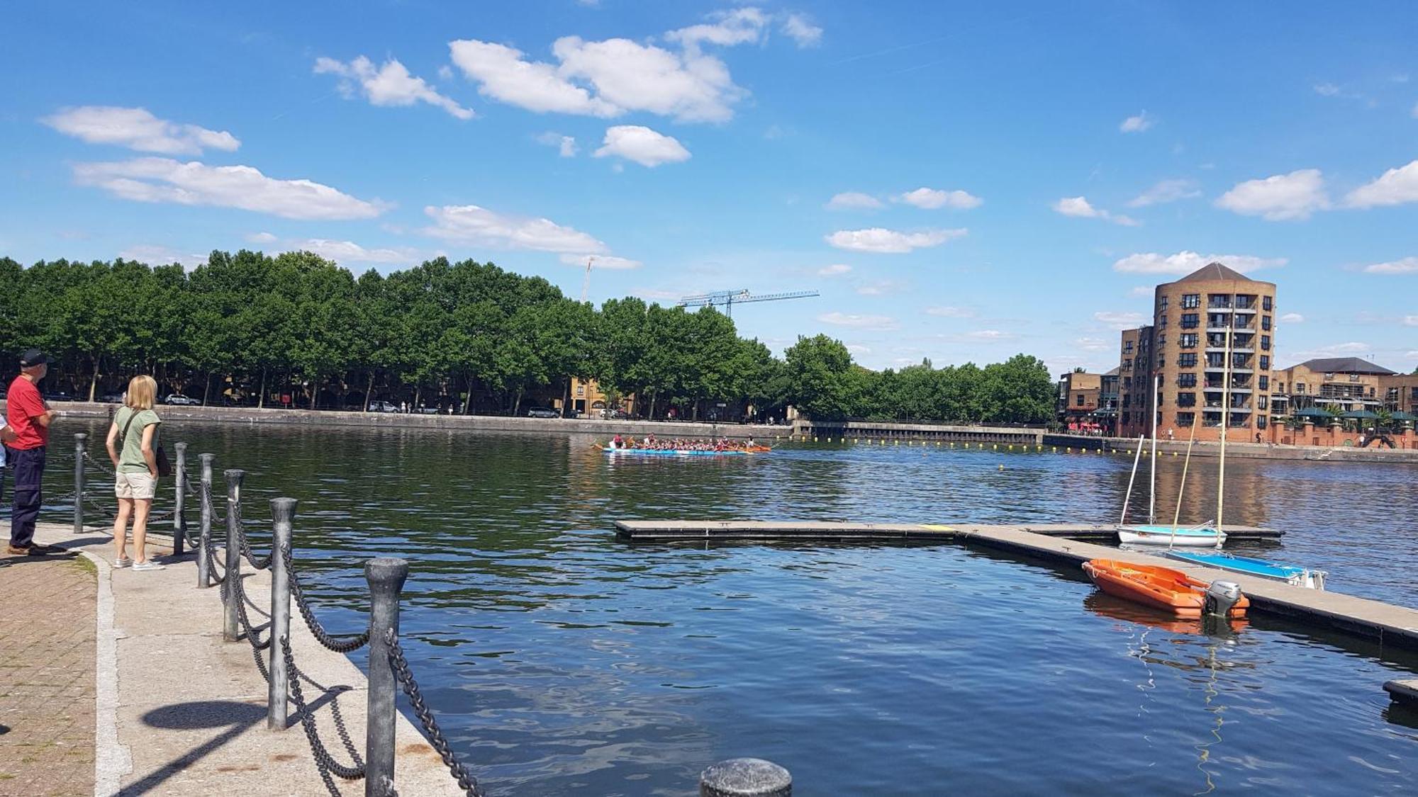 Riverside 1Br With Easy Transport 20Min To City Centre London Exteriör bild