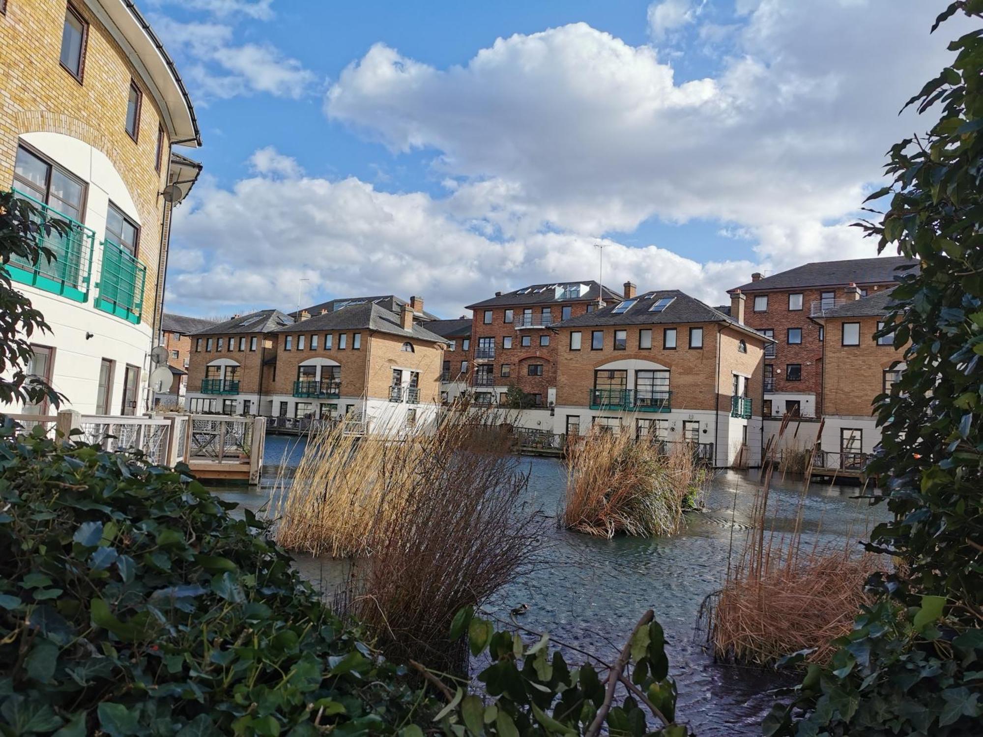 Riverside 1Br With Easy Transport 20Min To City Centre London Exteriör bild