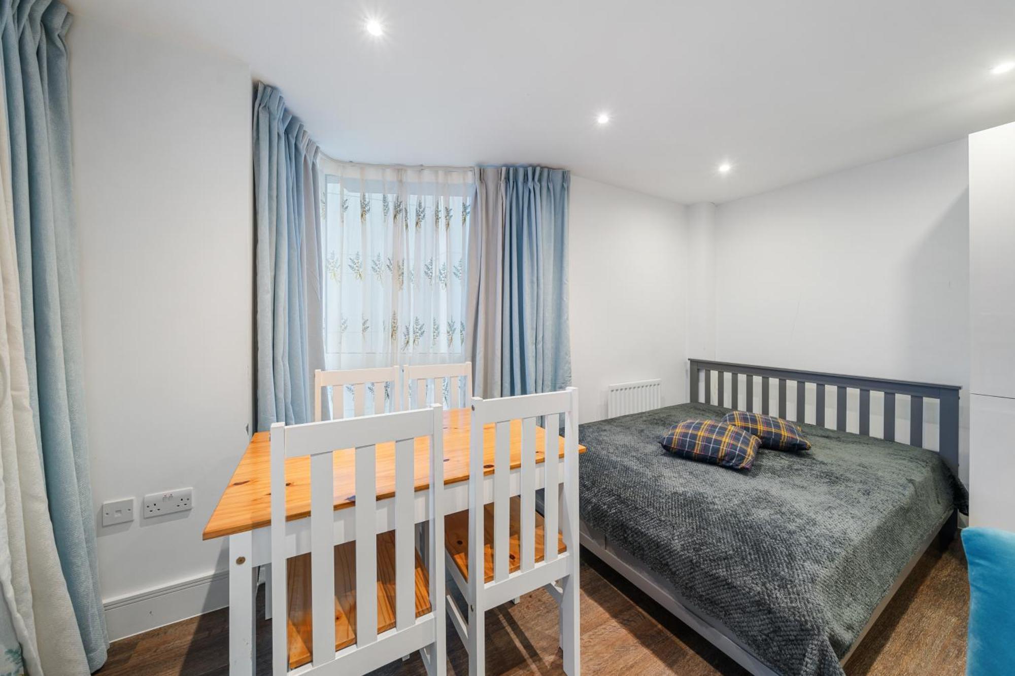 Riverside 1Br With Easy Transport 20Min To City Centre London Exteriör bild